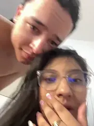 SashaAndDamian webcam model stream image