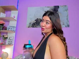 Aleja Mooree webcam model stream image