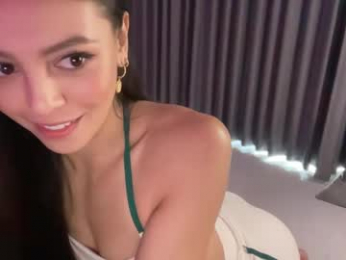 keirasworld webcam model stream image