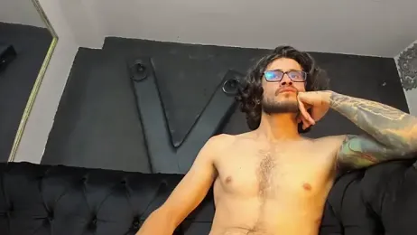 Loggan_donnelly webcam model stream image