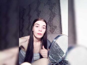 LoVe-LuNa webcam model stream image