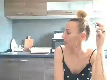 Aly-john1985 webcam model stream image