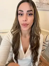 -Alisa webcam stripchat model stream image