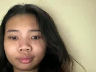 Vynies Thuie webcam model stream image