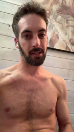 Oppossum webcam model stream image