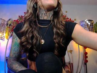 Agatha Mishelsen webcam model stream image