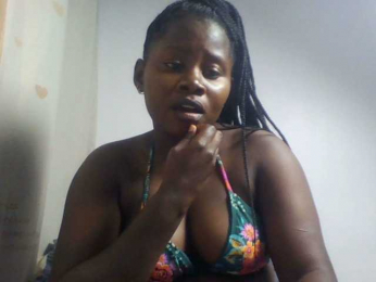 Loviepaula webcam model stream image