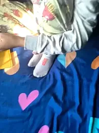 UrS_hottty_ webcam model stream image