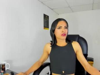 aisha_hotts777 webcam model stream image