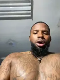 StandOnthatboy webcam model stream image