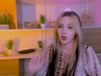 aria_moo webcam model stream image