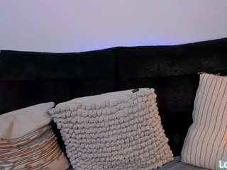 shannel-queen webcam model stream image