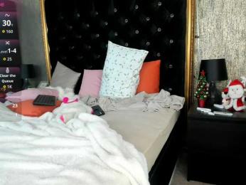 MelodyCruze webcam model stream image