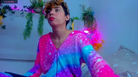 Twinkk_Guy webcam model stream image