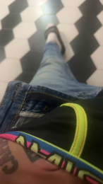 Matteoyves webcam cam4 model stream image