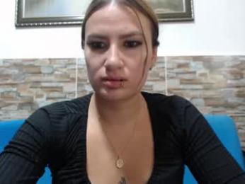 alice_trinity webcam model stream image