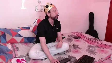 Isis_Robert webcam model stream image