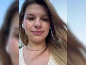 AlexaX7 webcam model stream image