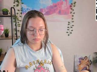 noora-moore webcam model stream image