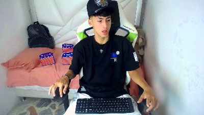 Yiisu_1 webcam model stream image