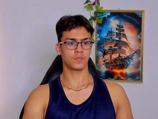 David William webcam model stream image