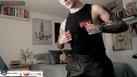 ivaaaan_ webcam model stream image