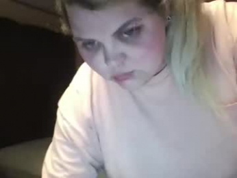 hazeleyez97 webcam model stream image