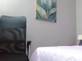 thechicanextdoor webcam model stream image