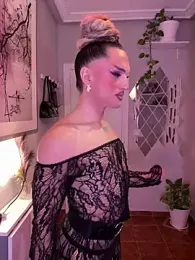 Crystal_________ webcam model stream image