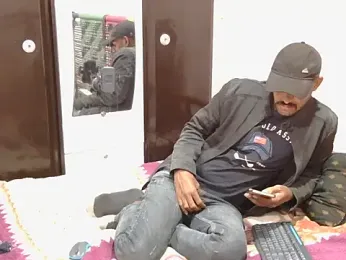 HotXKrish webcam model stream image