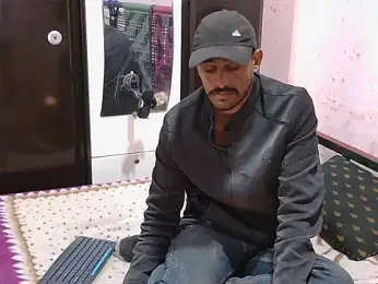 HotXKrish webcam stripchat model stream image