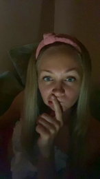 EmillyaW webcam model stream image
