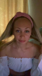 EmillyaW webcam model stream image