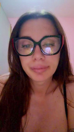 Magdaramos webcam model stream image
