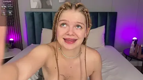 snusy webcam model stream image