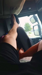 Truck_69 webcam model stream image