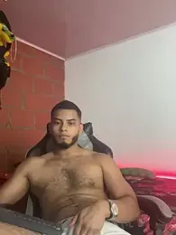Tyler_price webcam stripchat model stream image