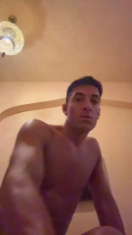Yhuya webcam model stream image