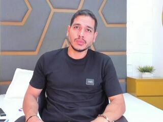 Luciano Ferreti webcam model stream image