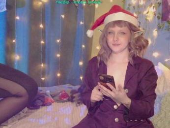 MoonWayWithMemes webcam bongacams model stream image