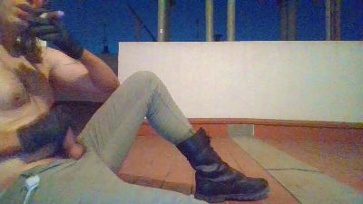 CigarSmokerPig webcam model stream image