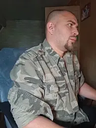 Foxyshaved webcam model stream image