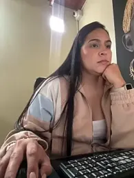 kendall_52 webcam model stream image