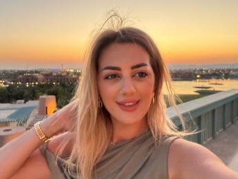 SarahCollie webcam model stream image