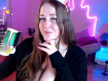 LizzyShine webcam model stream image