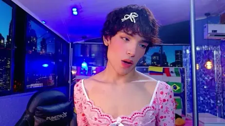 AlecciaNova webcam model stream image