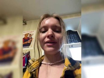 AliciaTroupe webcam model stream image