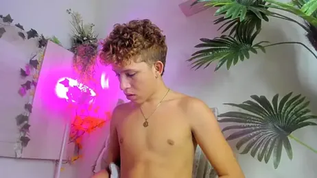 Angel_superhuge webcam stripchat model stream image