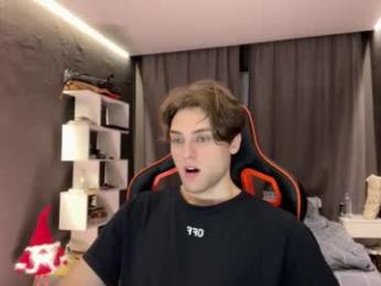 devilnut1 webcam model stream image