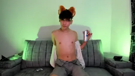 Adriien19 webcam stripchat model stream image